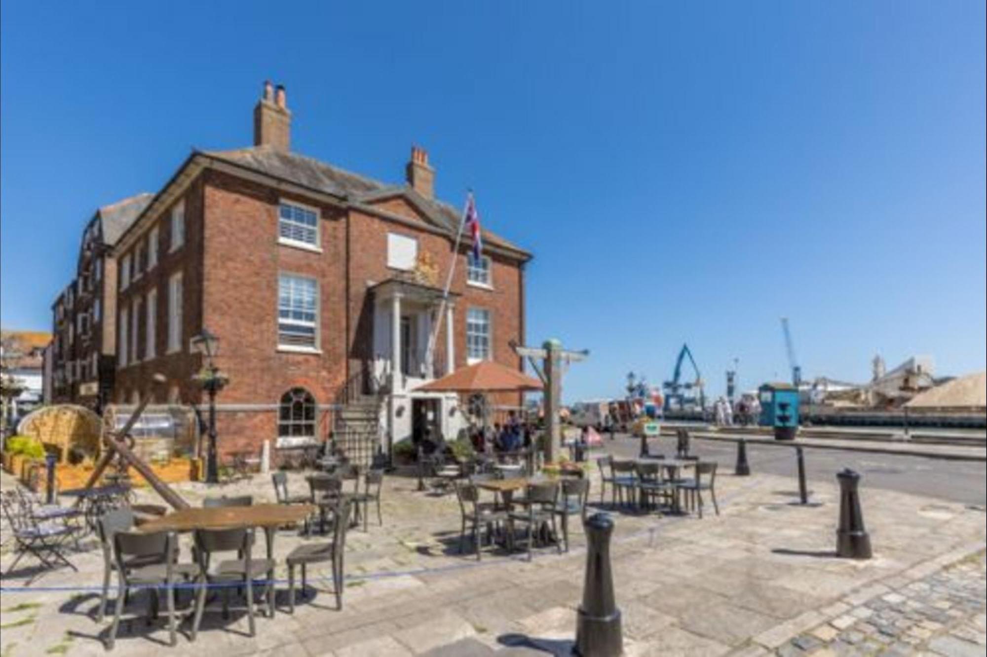 Custom House Poole - Overlord Chamber المظهر الخارجي الصورة